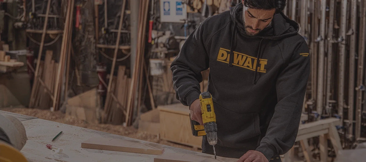DEWALT Workwear Hoodies & Sweatshirts