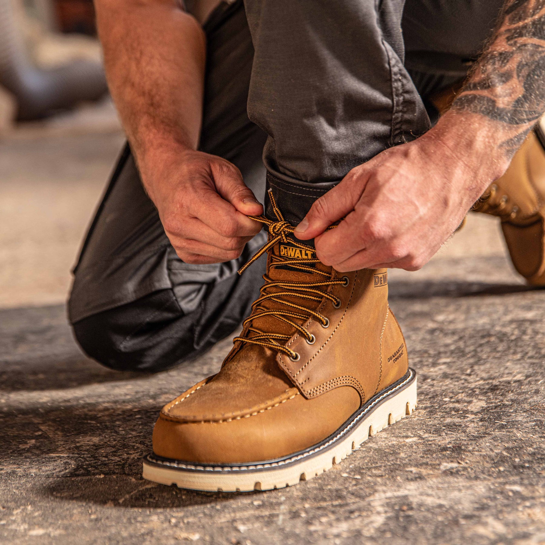 DEWALT Forge Men's Leather, Steel Safety Toe, Moc Toe Work Boot ...