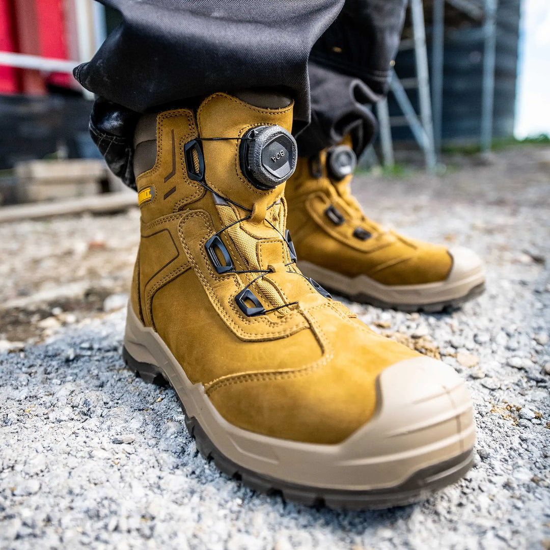 DEWALT Richardson Men's Leather, Steel Safety Toe, Waterproof Work Boot, 3/4 Front Right Model View 