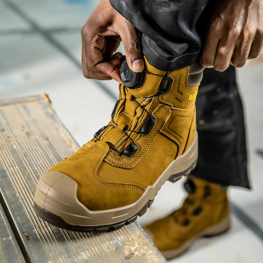 DEWALT Richardson Men's Leather, Steel Safety Toe, Waterproof Work Boot, 3/4 Front Left Model View
